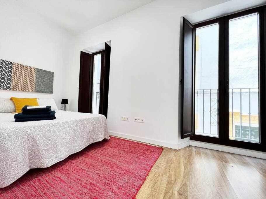 Апартаменты Aym Places Buen Viaje Parking Incluido Севилья Экстерьер фото